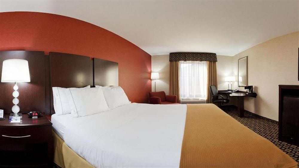 Holiday Inn Express Hotel & Suites Crawfordsville By Ihg Exterior foto